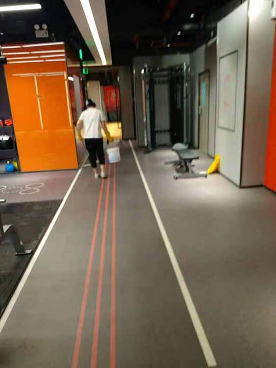 專(zhuān)業(yè)健身房保潔